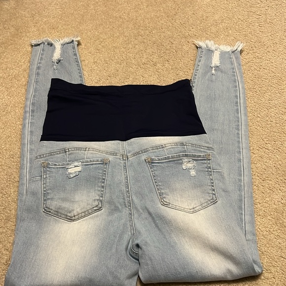 Pink Blush maternity jeans - Picture 4 of 5